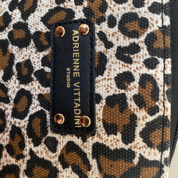 adrienne vittadini duffle bag - Picture 2 of 5